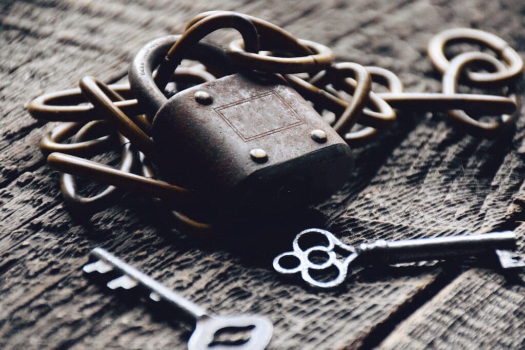 Old lock, keys and chain